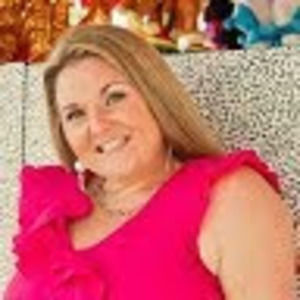 Meet your Posher, Claire